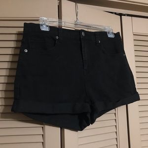 Black Forever 21 Shorts
